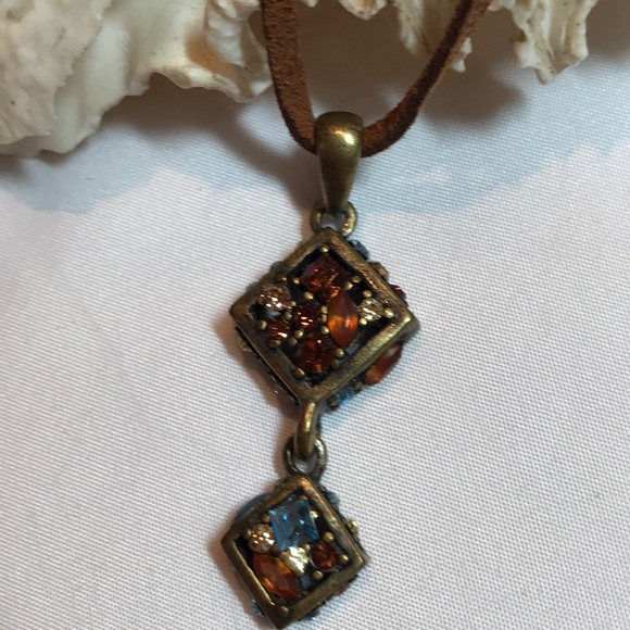 Lia Sophia necklace with suede cord - Picture 2 of 2